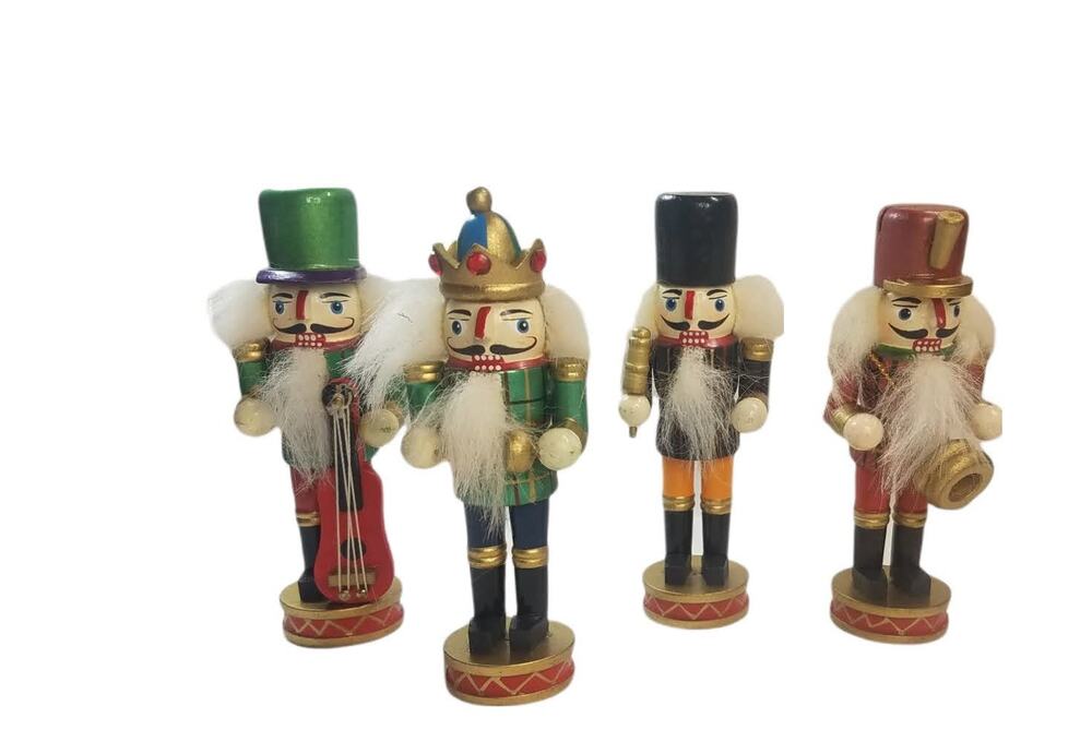 Lot 4 Wooden Christmas Decoration Nutcracker Figures Christmas Decorations 4"